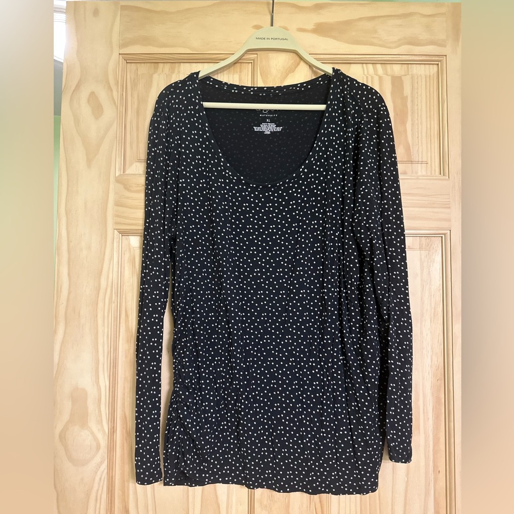 a:glow Black Long-Sleeve Scoop Neck Top with White Dot Print